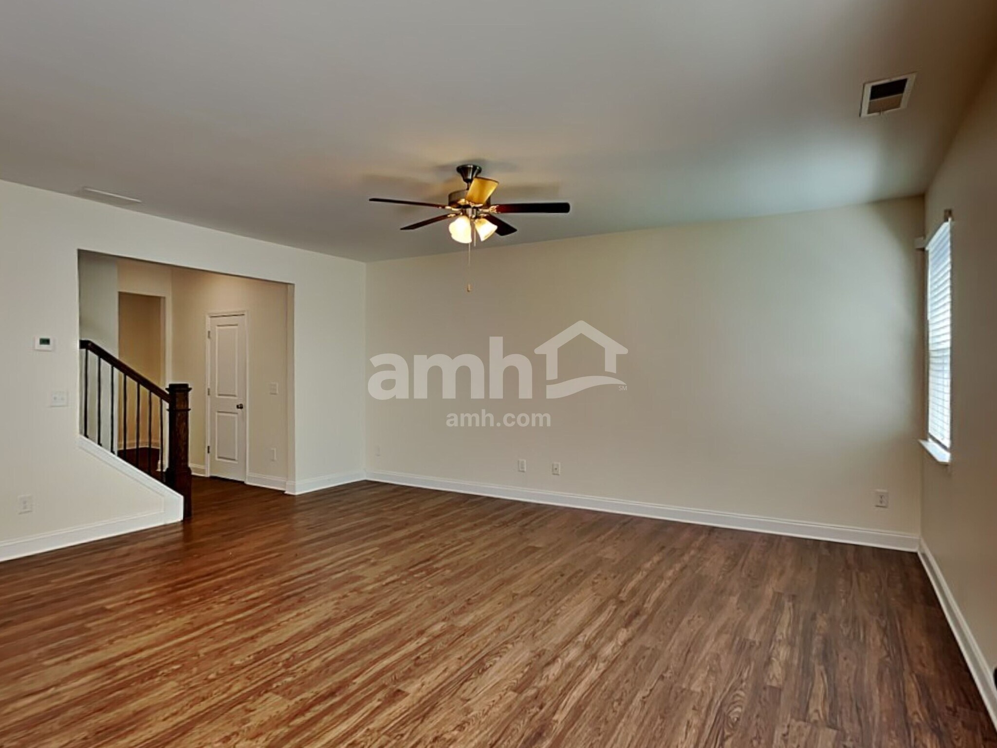 Building Photo - 124 Cobblestone Dr