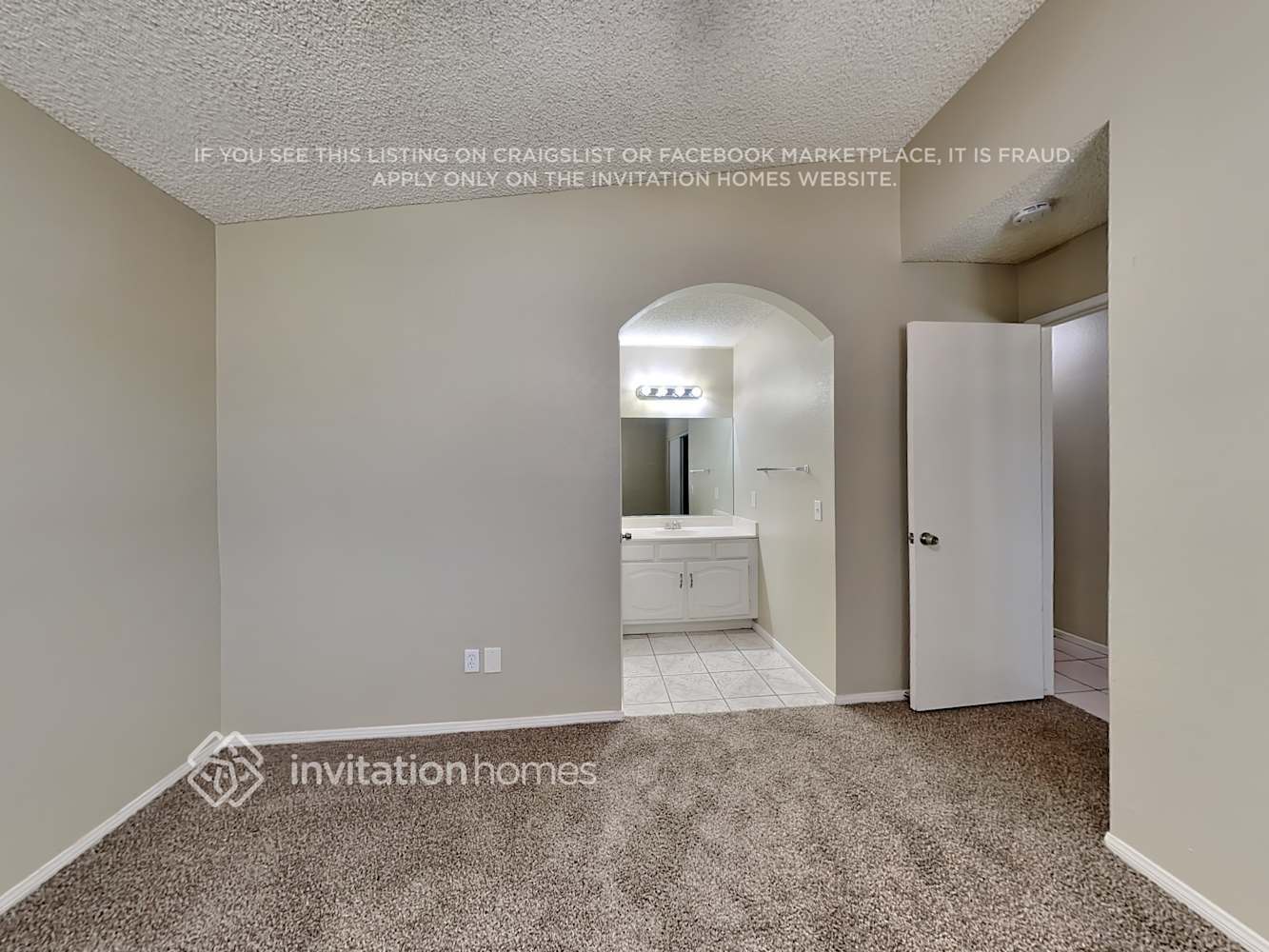 Building Photo - 4268 Cedar Dr