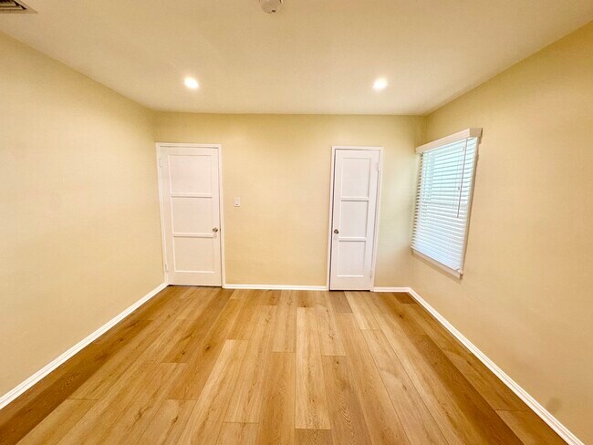 Building Photo - 2544 N Keystone St