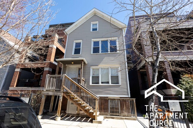 Building Photo - 2513 N Southport Ave