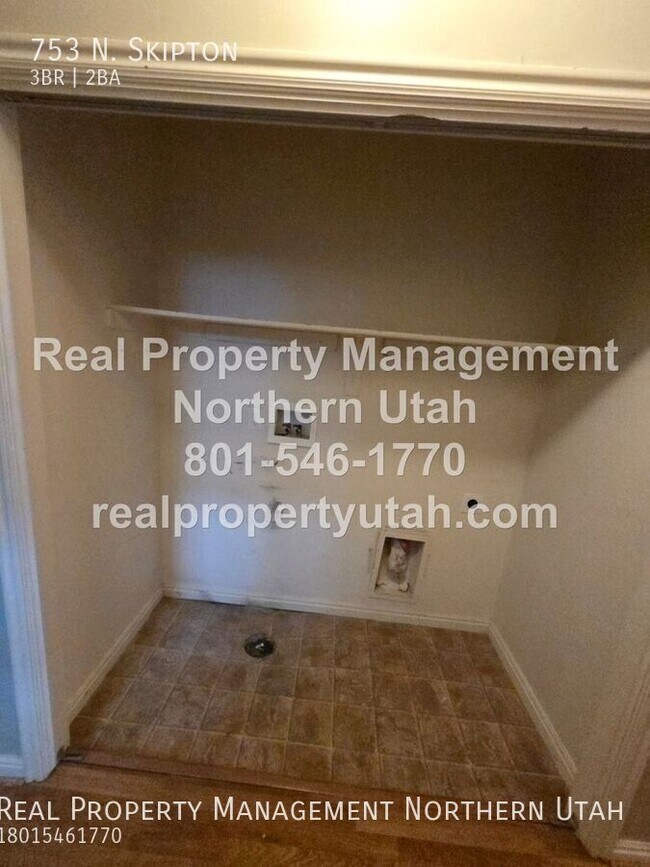 Building Photo - 753 N. Skipton-