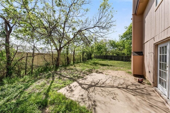 Building Photo - 1717 Parkfield Cove