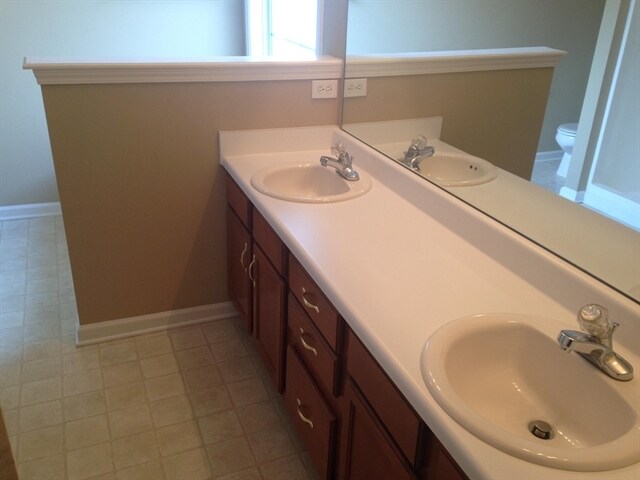 Building Photo - 1648 Cedar Springs Cir