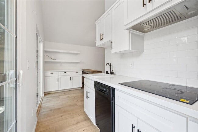 Building Photo - 1307 W St