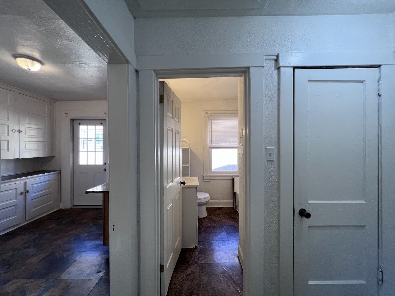 Building Photo - 1205 Sarah St