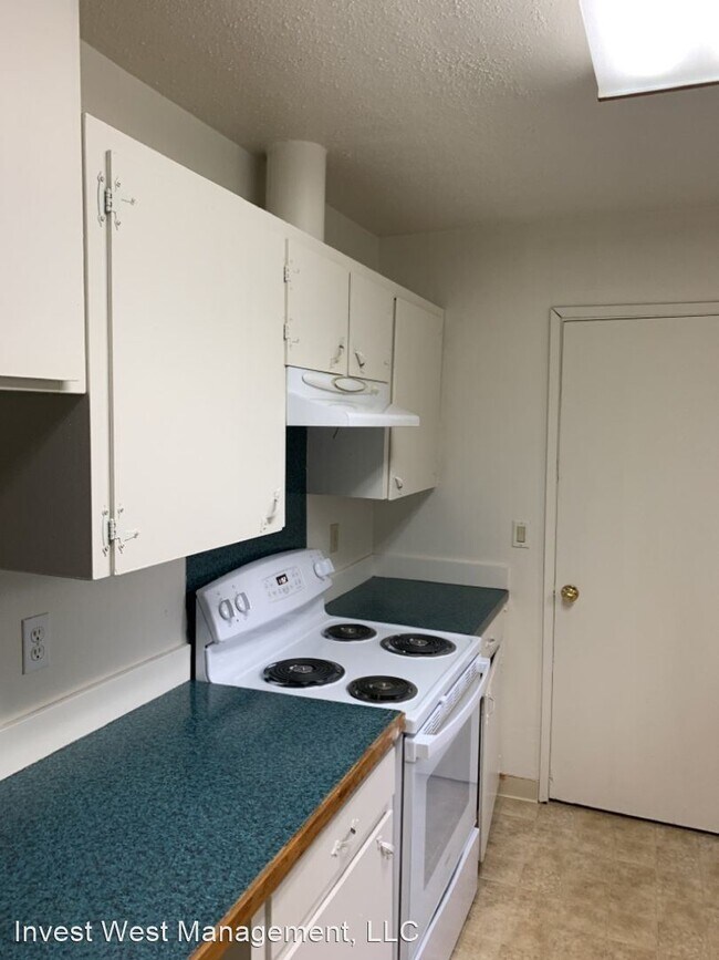 Building Photo - 3 br, 2 bath House - 908 N Main Avenue