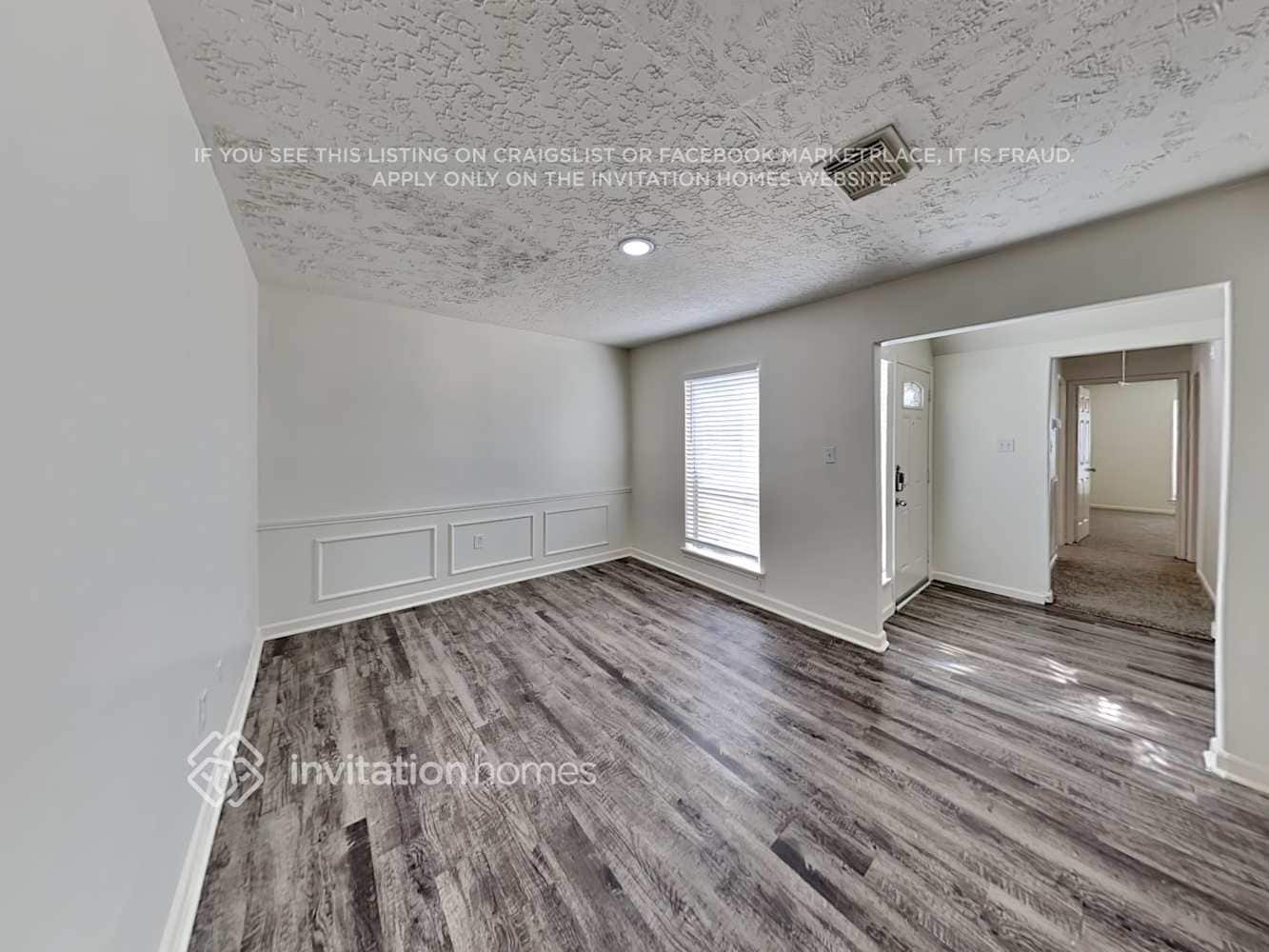 Building Photo - 22526 Smokey Hill Dr
