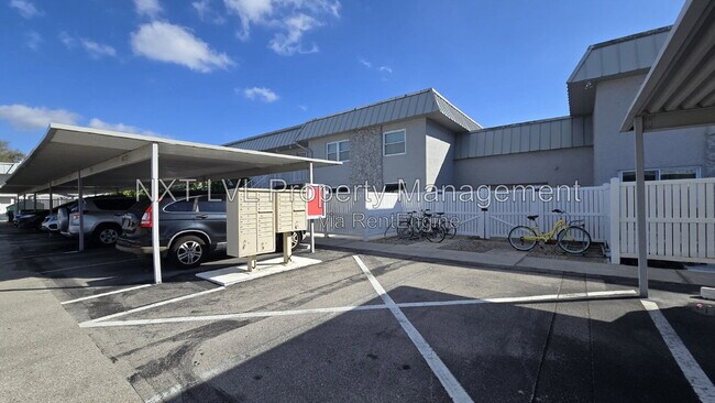 Building Photo - 6777 Winkler Rd
