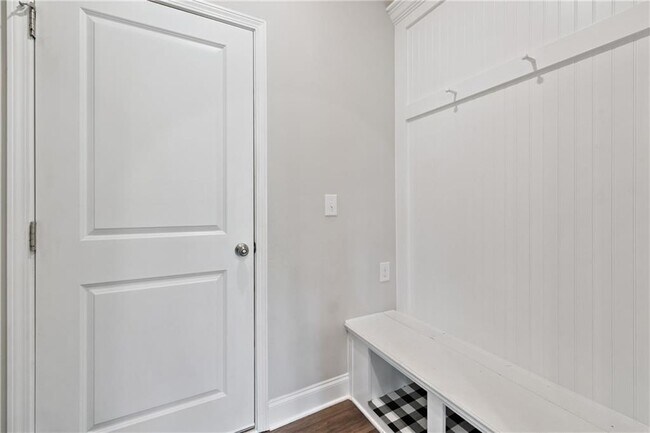Building Photo - 6375 Haystack Ct