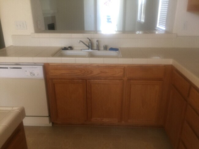 Building Photo - 3962 Blackberry Ave