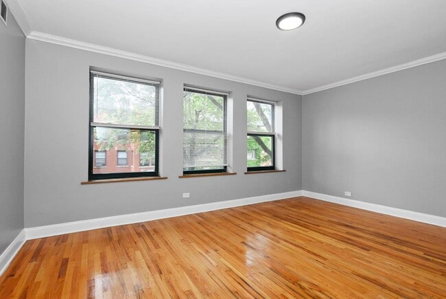Building Photo - 7209 S Yates Blvd