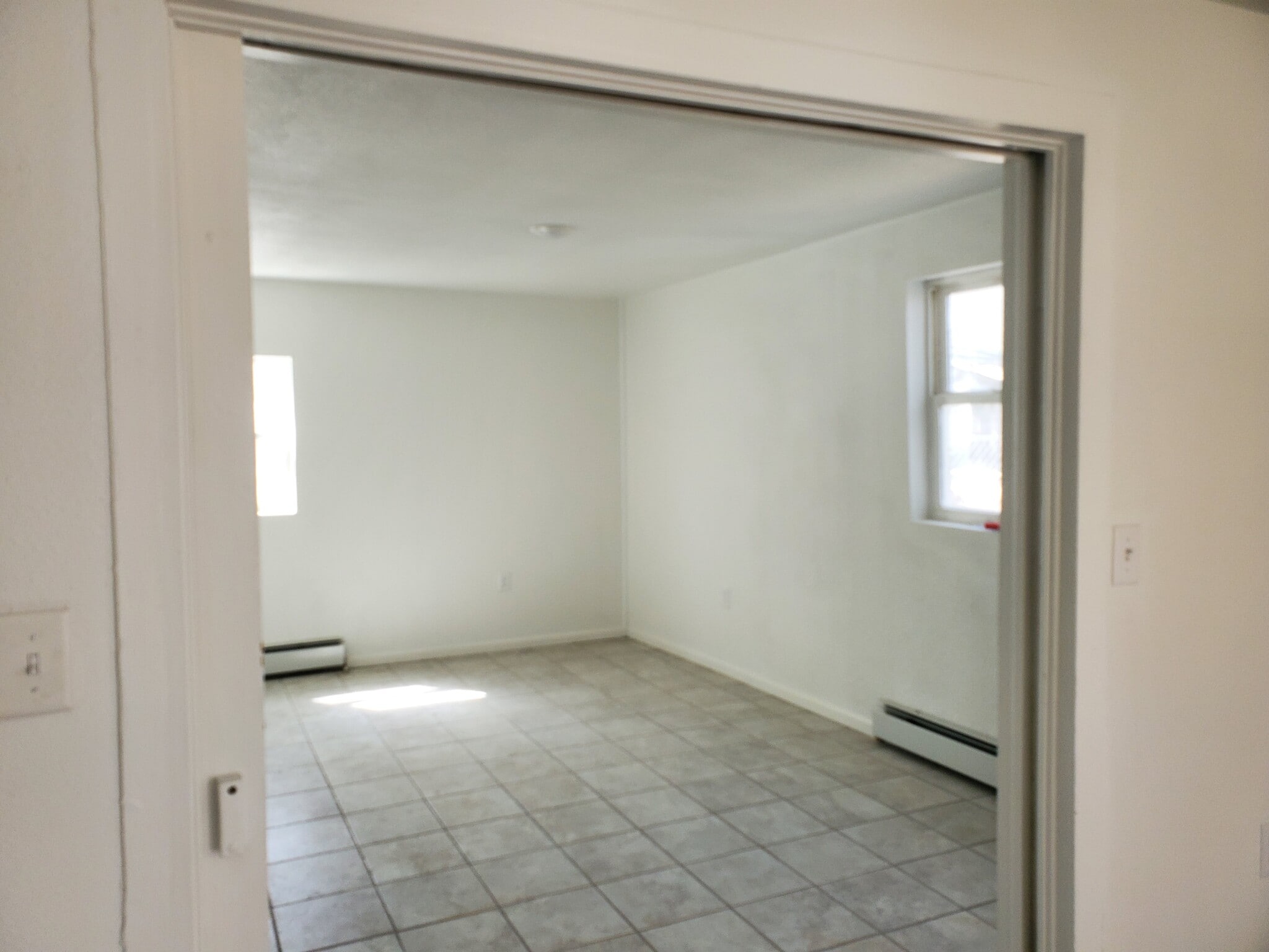 Building Photo - 502 S 1st St