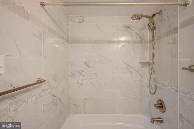 Building Photo - 7827 Crystal Brook Way