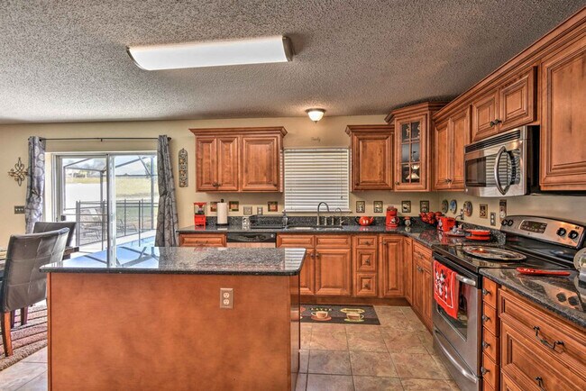 Building Photo - 407 Samuel St