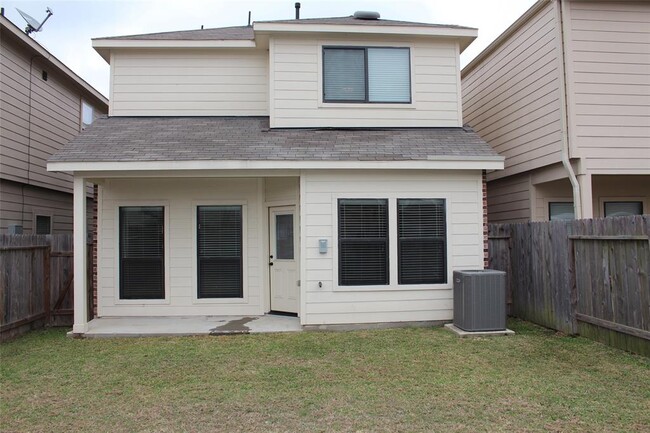 Building Photo - 6643 Sharpstone Creek Ln