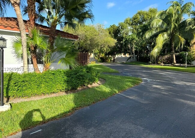 Building Photo - 5758 NW 97th Pl