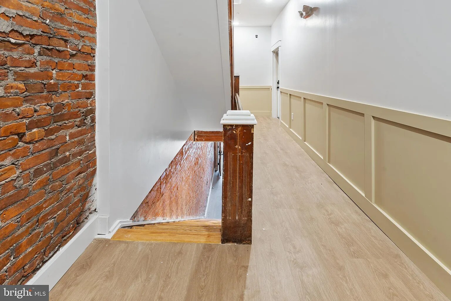 Building Photo - 900 N 41st St