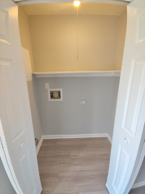 Building Photo - 33 Fonda Dr