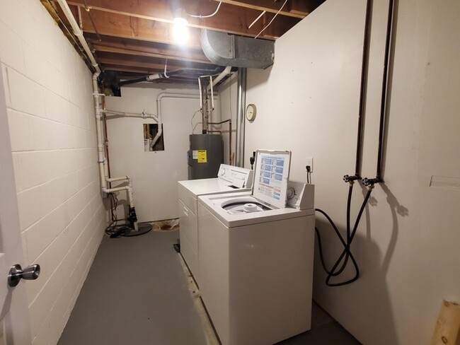 Building Photo - Prairie Townhomes