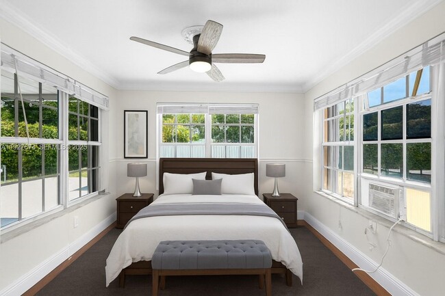 Building Photo - 5713 Jefferson St