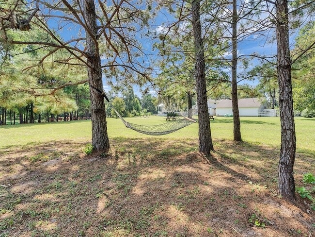 Building Photo - 8402 Matthews Ln