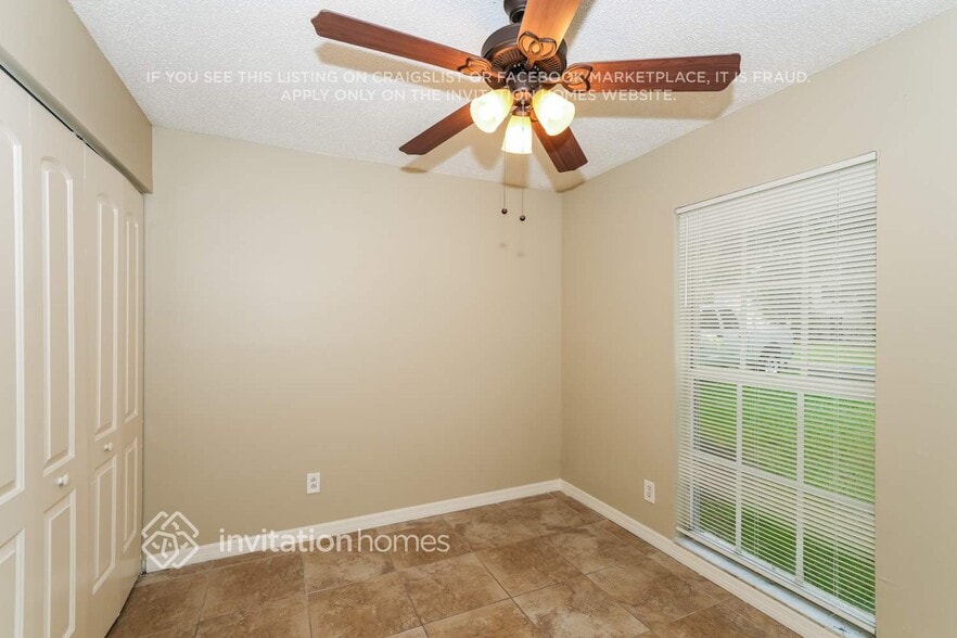 Building Photo - 1618 Crossridge Dr