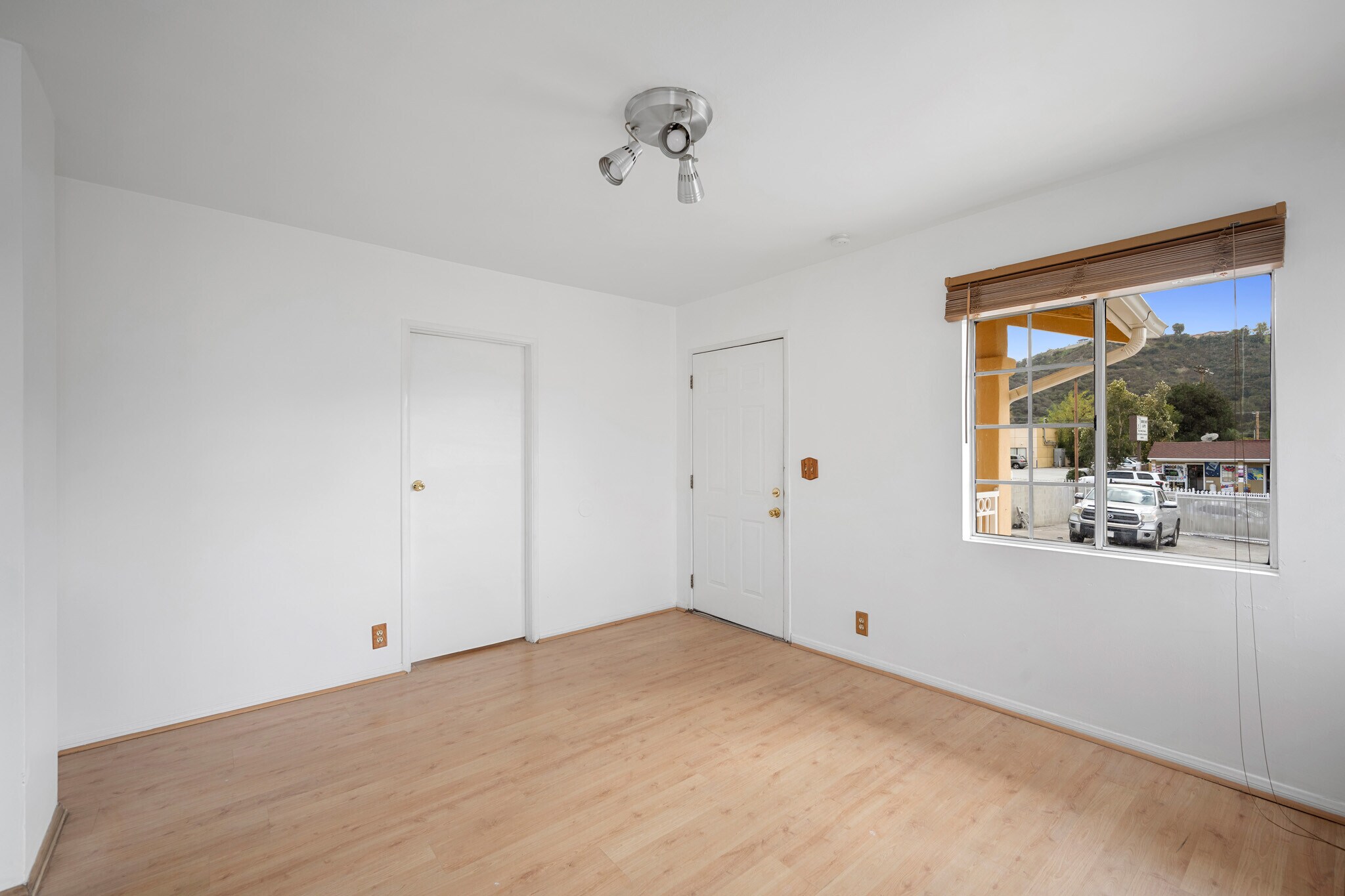 Building Photo - 6923 Foothill Blvd