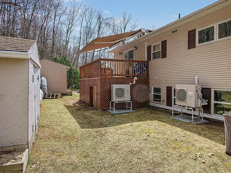 Building Photo - 541 Sand Rd