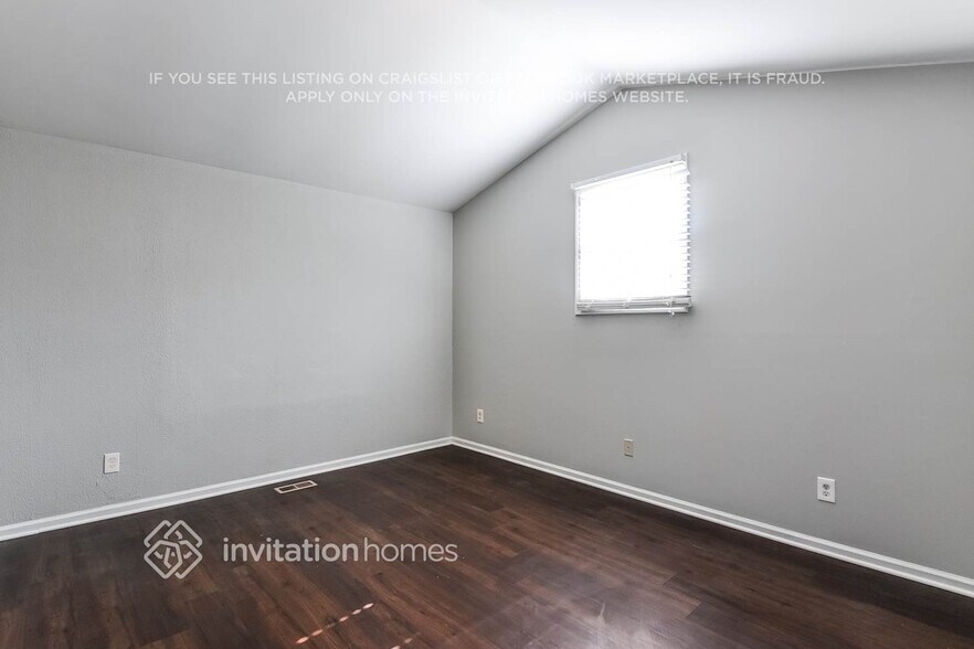 Building Photo - 1017 Riderwood Ct