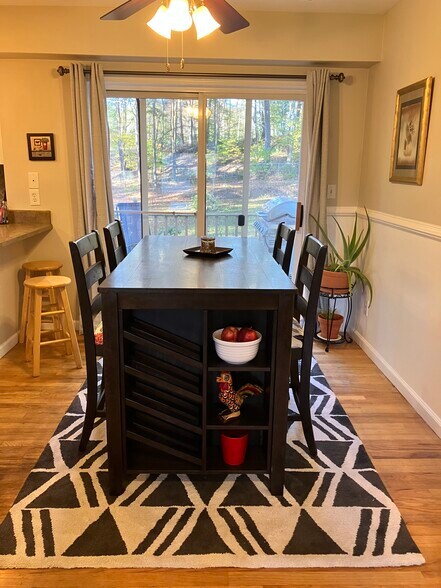 Dining - 25 Greenfield Manor Rd