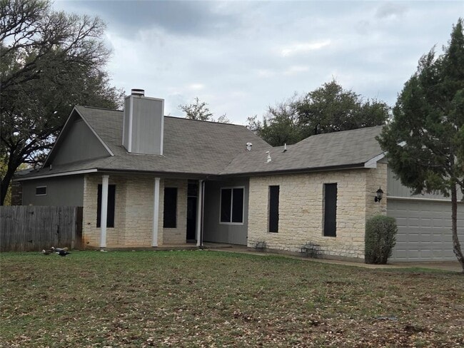 Building Photo - 3001 Rochelle Dr