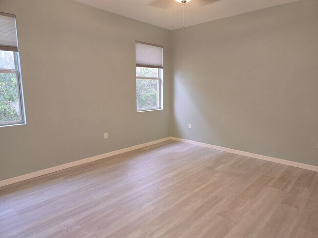 Building Photo - Beautiful 3 Bedroom 2 Bathroom Home, with Scenic Backyard View. Ormond Beach in Hunter's Ridge Co...