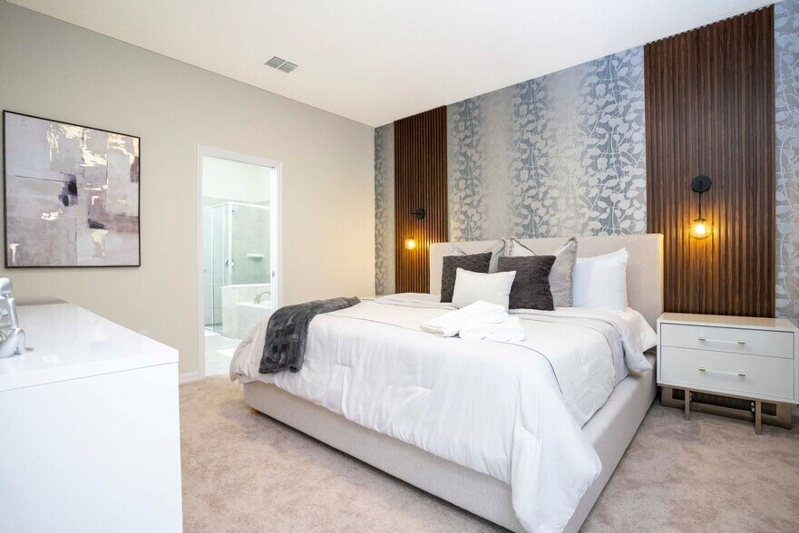 Building Photo - 7316 Oakmoss Loop