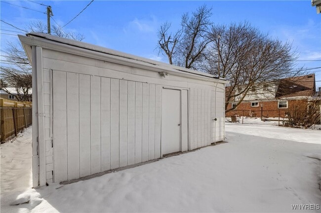 Building Photo - 1271 Cleveland Dr