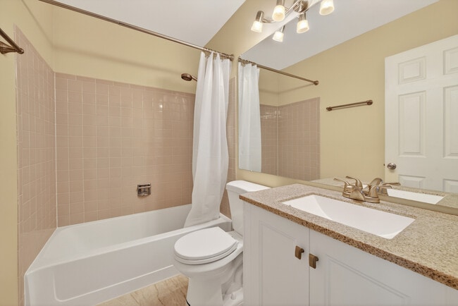 Building Photo - 1454 Eagle Ct