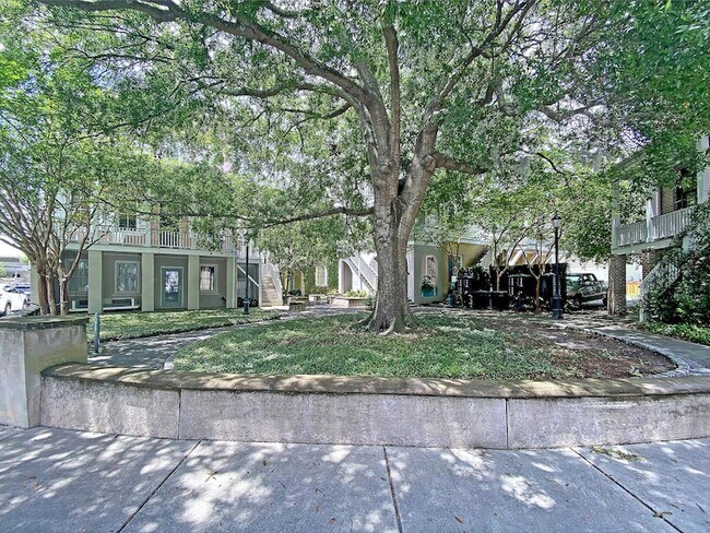 Building Photo - 1658 Indy Dr