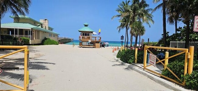 Building Photo - 200 Sunny Isles Blvd