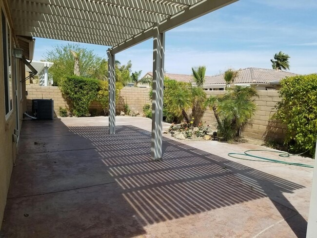 Building Photo - 3424 Desert Creek Trail