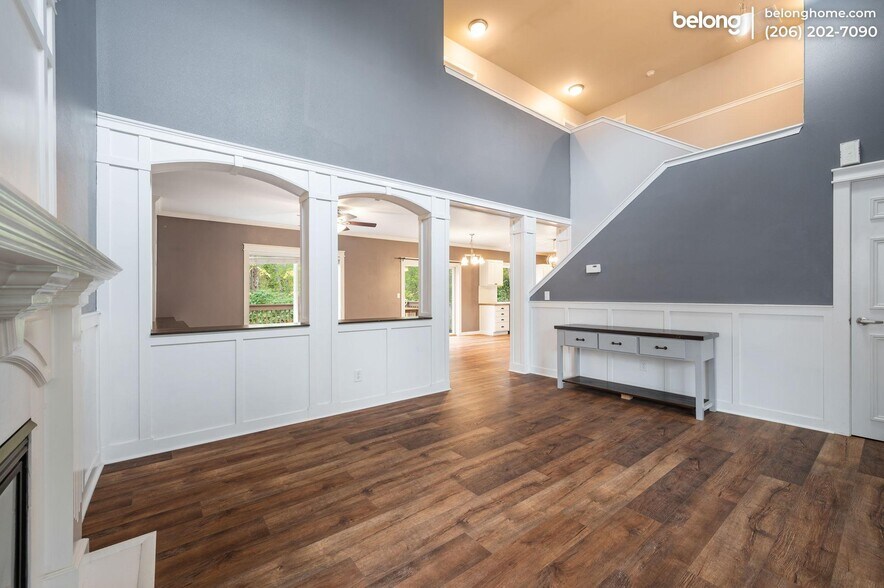 Building Photo - 15010 68th Ave E