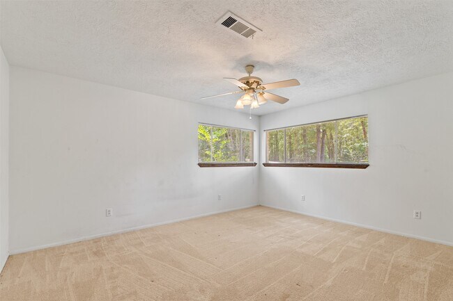 Building Photo - 13750 Cedar Hill Rd