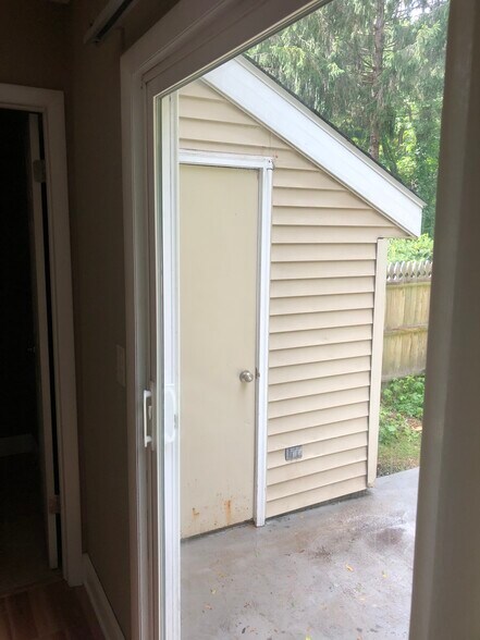 Storage - 13 Wilton Ct