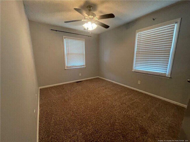 Building Photo - 7183 Largo Pl
