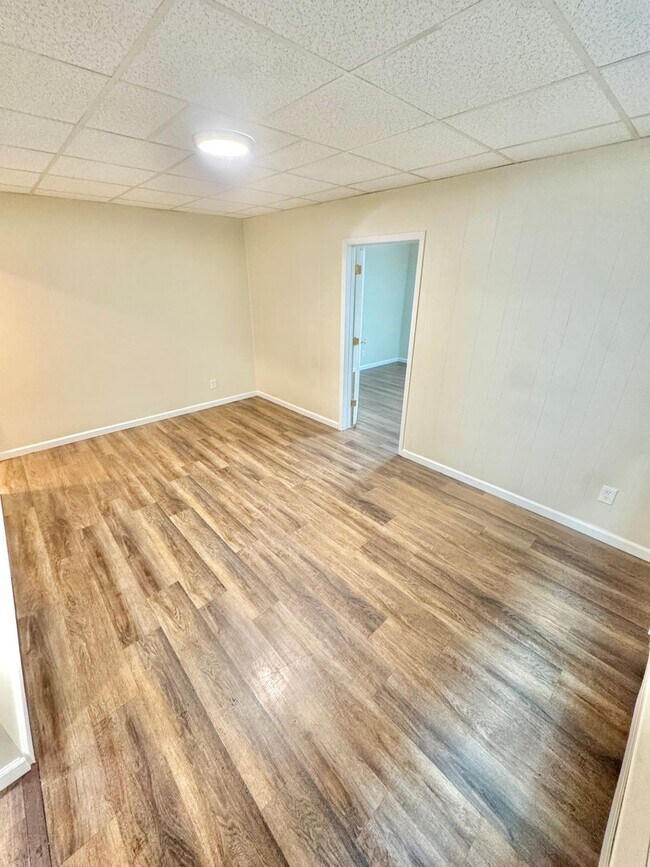 Building Photo - 722-724 Atlantic Street