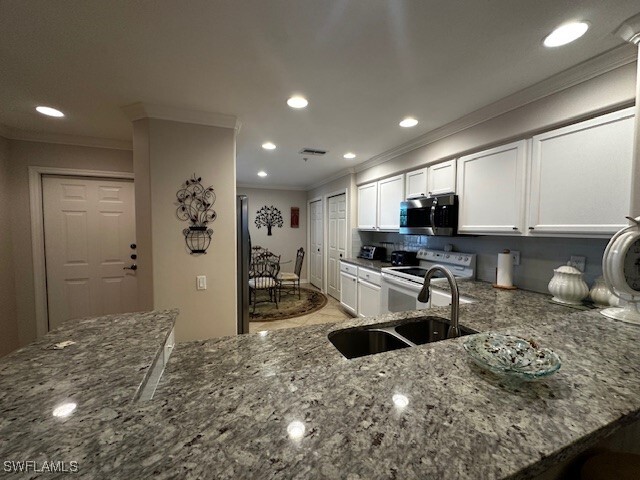 Building Photo - 9100 Southmont Cove