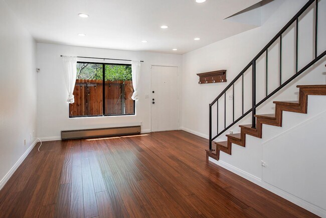 Building Photo - Beachside Living in Santa Barbara – 2-Bedr...