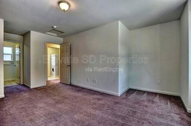 Building Photo - 2836 Grove Way