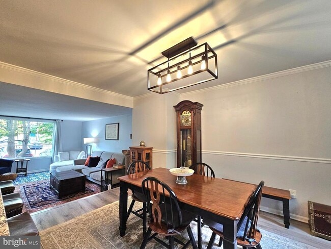 Building Photo - 2807 Lafora Ct