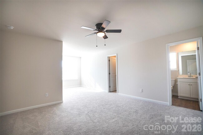 Building Photo - 1403 Caracara Ct