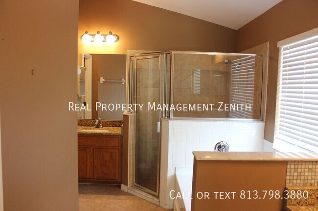 Building Photo - 7302 Parkersburg Dr