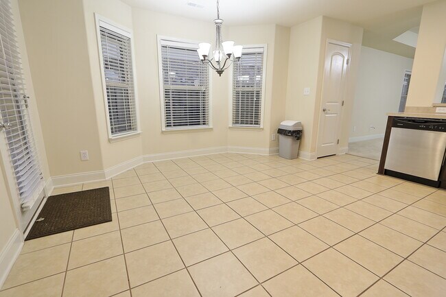 Building Photo - 349 Dovington Dr